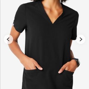 Figs Women’s Black Casma Scrub Top - Size Medium